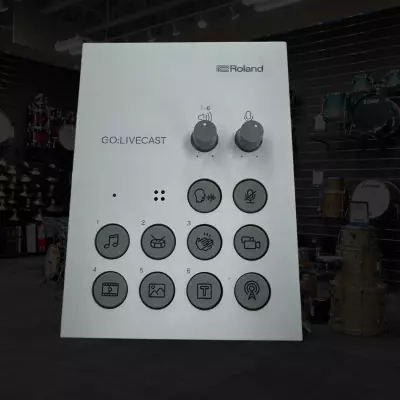 Roland - GO LIVE CAST