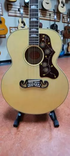 Gibson SJ200 Antique Natural 2