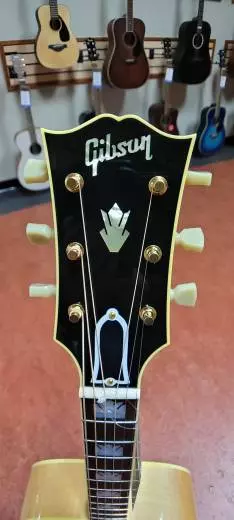 Gibson SJ200 Antique Natural 2