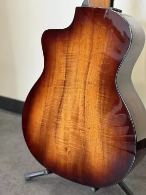 Taylor 224CE - Koa Deluxe 3