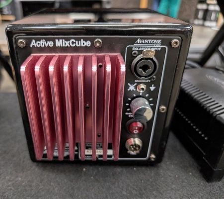 Avantone AMB Active Mono Monitor 2