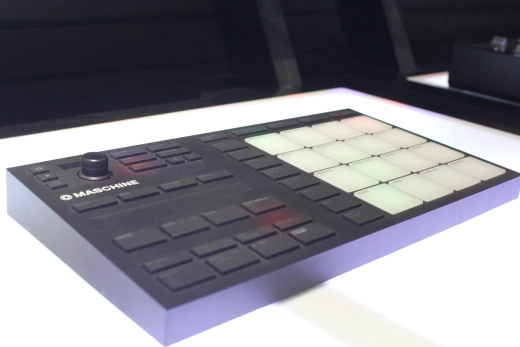 Native Instruments - MIKRO MK3