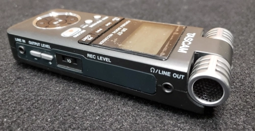 Tascam DR-07 Digital Audio Recorder 3