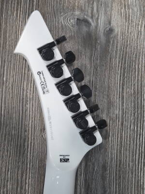 Store Special Product - ESP Guitars - LSNAKEBYTESW