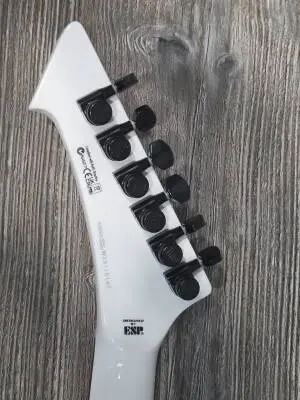 ESP Guitars - LSNAKEBYTESW 2