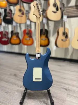 Fender - 011-4912-302 2