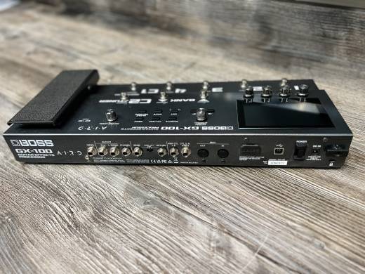 【STK】BOSS GX-100 Boss - GX-100 Guitar Effects Processor - Nantel Musique