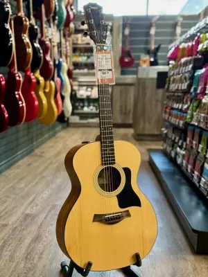 Taylor Guitars - 114E W V2