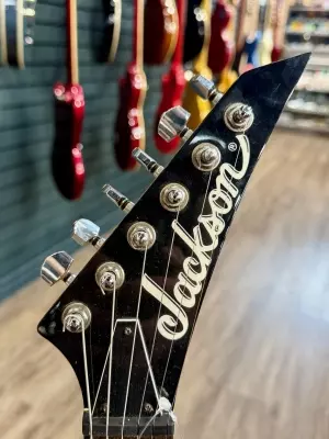 Jackson Guitars - 291-0121-576 3