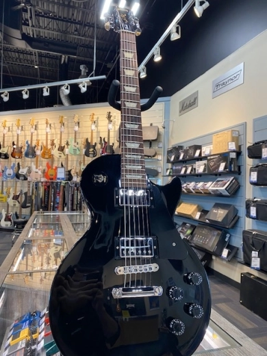 Gibson Les Paul Studio Ebony W/Soft Case