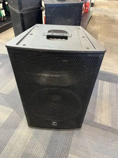 Store Special Product - Yorkville Sound - EF15P