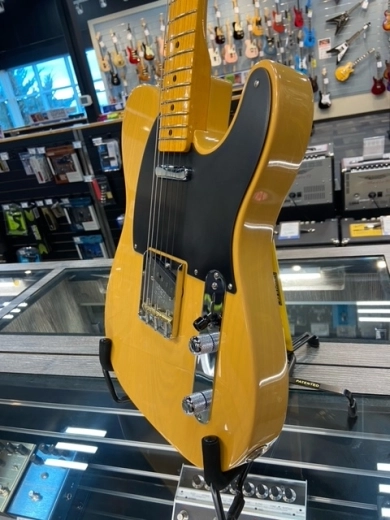 Fender - 011-0312-850 2