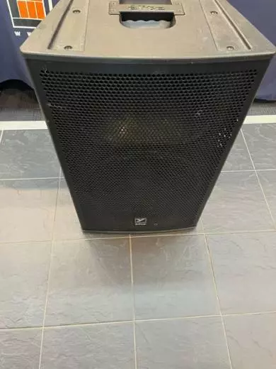 Yorkville Sound - EF15P