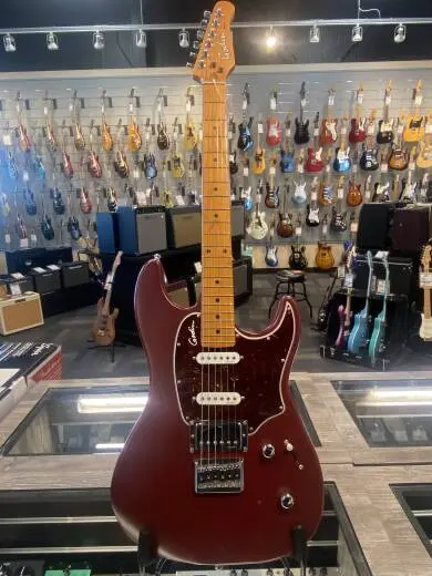 Godin Guitars - G52240
