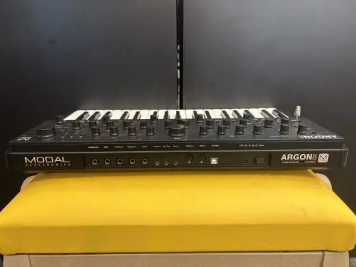 Modal Electronics - ARGON8 2