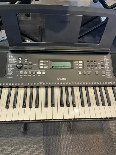 Yamaha - PSRE373 2
