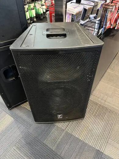 Store Special Product - Yorkville Sound - EF15P