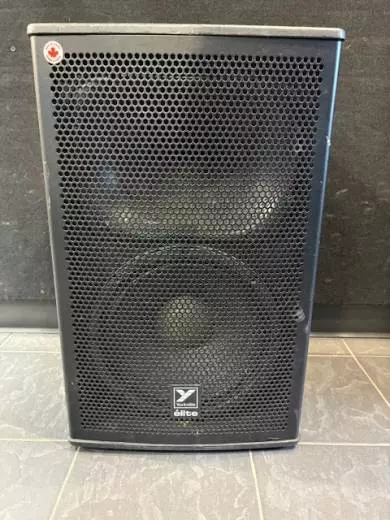 Yorkville Sound - EF12P