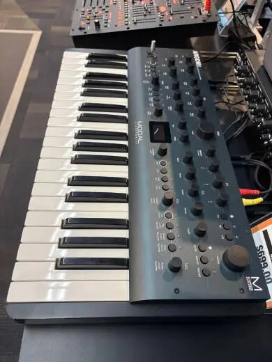 Modal Electronics - ARGON8 2