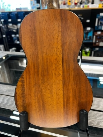 Martin Guitars - OXK UKE 4