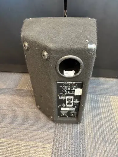 Yorkville Sound - E10P 2