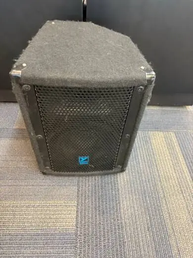 Yorkville Sound - E10P