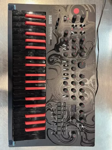 Korg - MINILOGUE BASS
