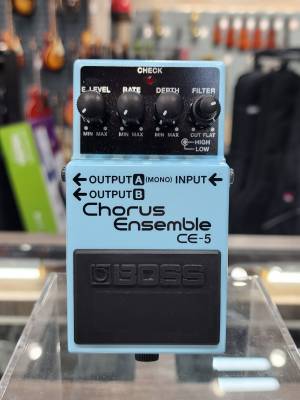 BOSS Stereo Chorus | Long & McQuade