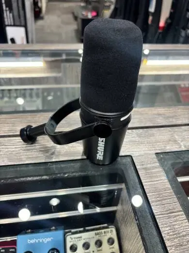 Shure - MV7+-K