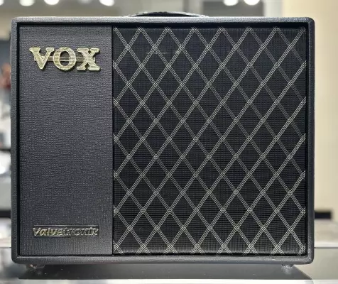 Vox - Modeling Hybrid Combo Amplifier