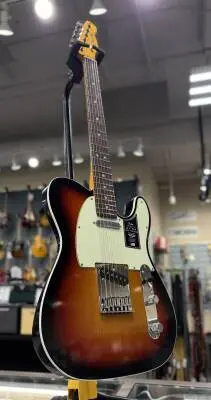 Fender - American Ultra Luxe Vintage '60s Telecaster Custom, Rosewood Fingerboard - 3-Tone Sunburst