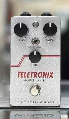 Universal Audio - UAFX Teletronix LA-2A Studio Compressor Pedal