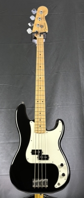 Fender - Player Precision Bass Maple - Black