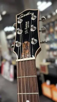 Godin Guitars - 5th Avenue CW Kingpin II HB Hollowbody Guitar - Cognac Burst 2