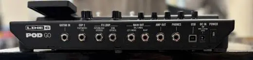Line 6 - POD Go Multi-FX Floor Processor 2