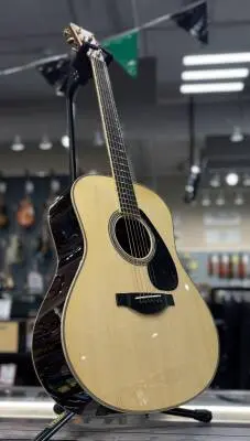 Yamaha - LL16 ARE Original Jumbo Spruce Top Acoustic/Electric Guitar - Natural