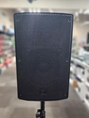 Yorkville - YXL10P 10 Inch 1000 Watt Powered Loudspeaker