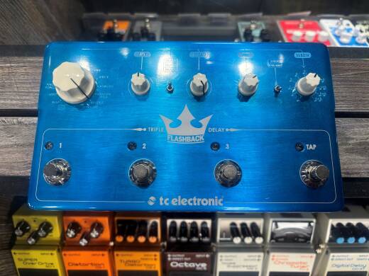 Store Special Product - TC Electronic - TRI-DELAY