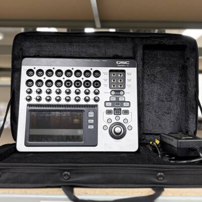 QSC - TOUCHMIX-16