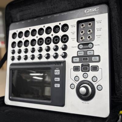 QSC - TOUCHMIX-16 2