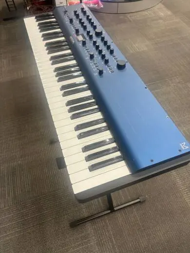 Modal Electronics - COBALT8X 2