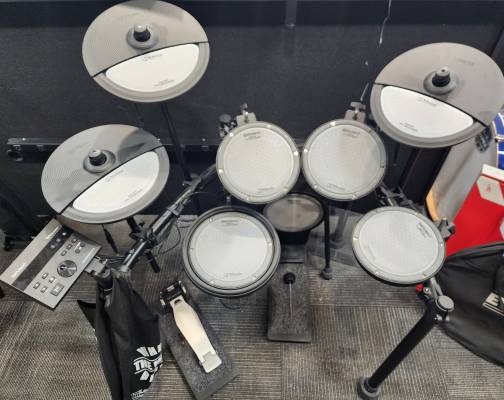 Store Special Product - Roland - VQD106 V-Drums Quiet Design 5-Piece Electronic Drumkit