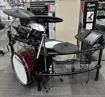 Store Special Product - Alesis Strata Prime 10-Piece Electronic Drum Kit with Touch Screen Drum Module