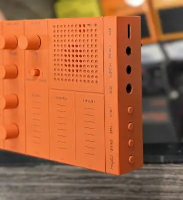 Yamaha - Seqtrak Music Creation Station - Orange 2