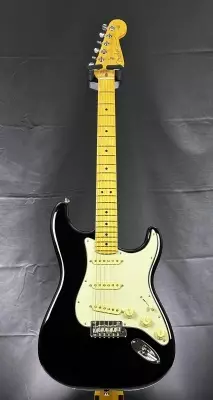 Store Special Product - Fender - American Professional II Stratocaster, Maple Fingerboard - Black