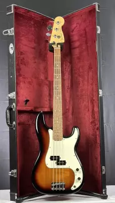 Fender - Player Precision Bass Pau Ferro - 3 Tone Sunburst