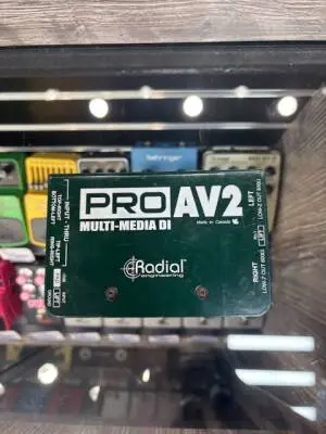 Radial Pro AV2 Passive 2-Channel Multimedia DI Box