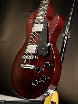 Gibson - Les Paul Studio - Wine Red 6