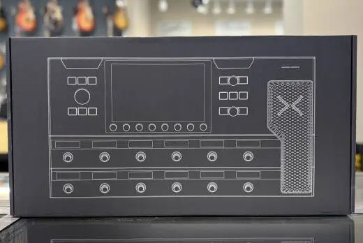 Line 6 - Helix Stadium XL Floor Guitar Processor 2