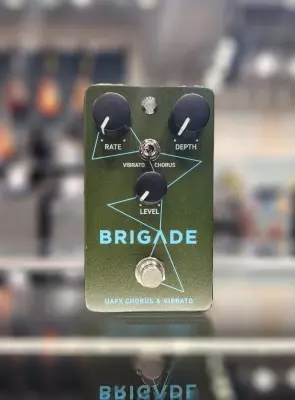 Universal Audio - UAFX Brigade Chorus & Vibrato Pedal